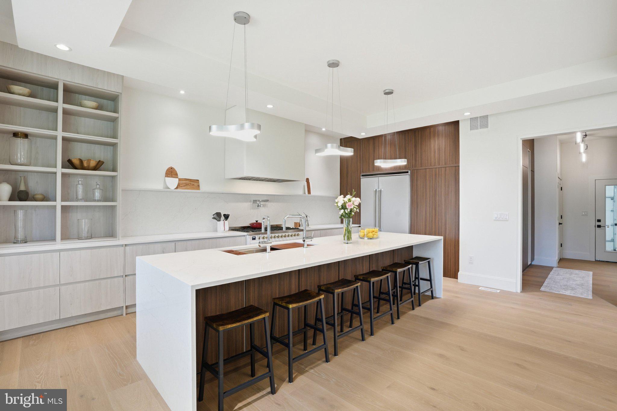 PIMMIT HILLS - Residential