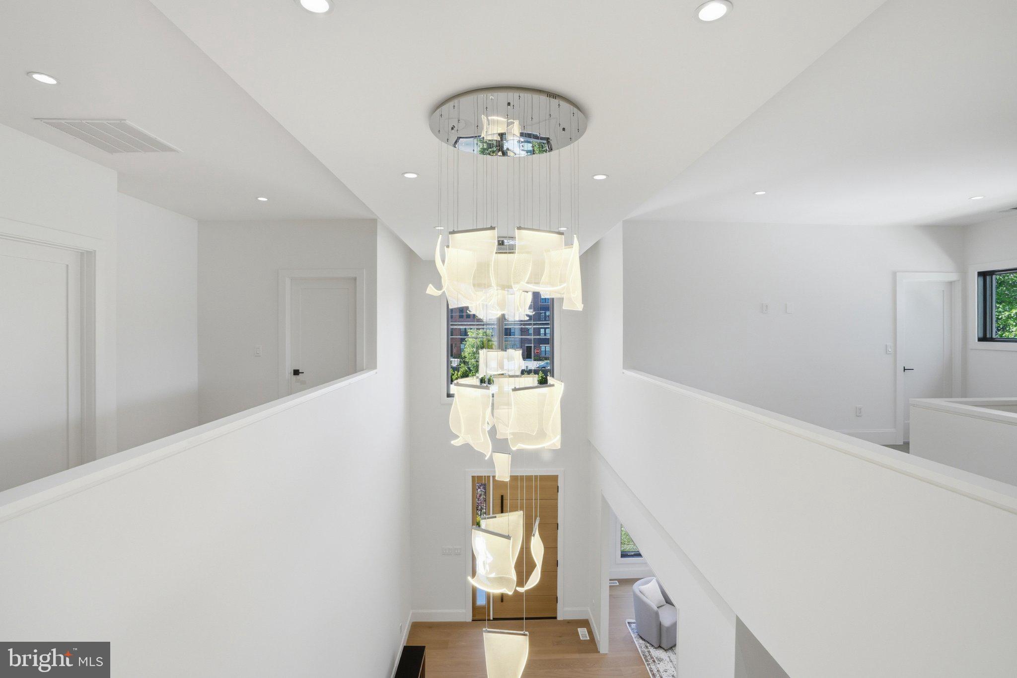 PIMMIT HILLS - Residential