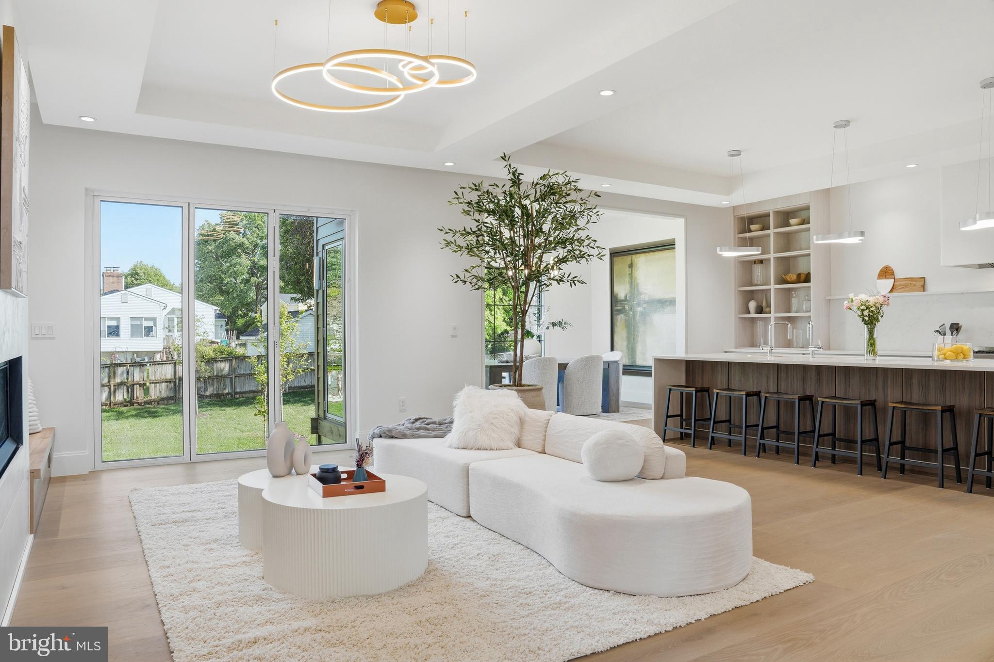 PIMMIT HILLS - Residential