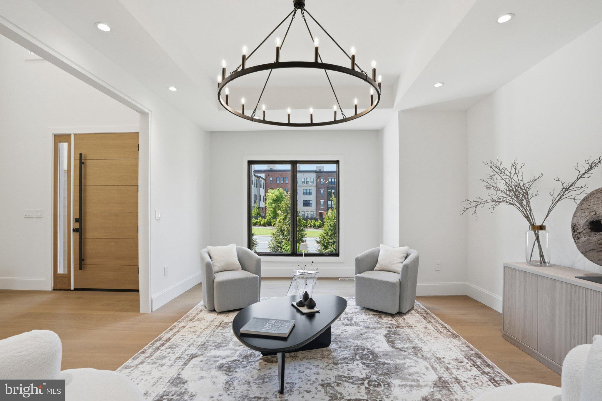 PIMMIT HILLS - Residential
