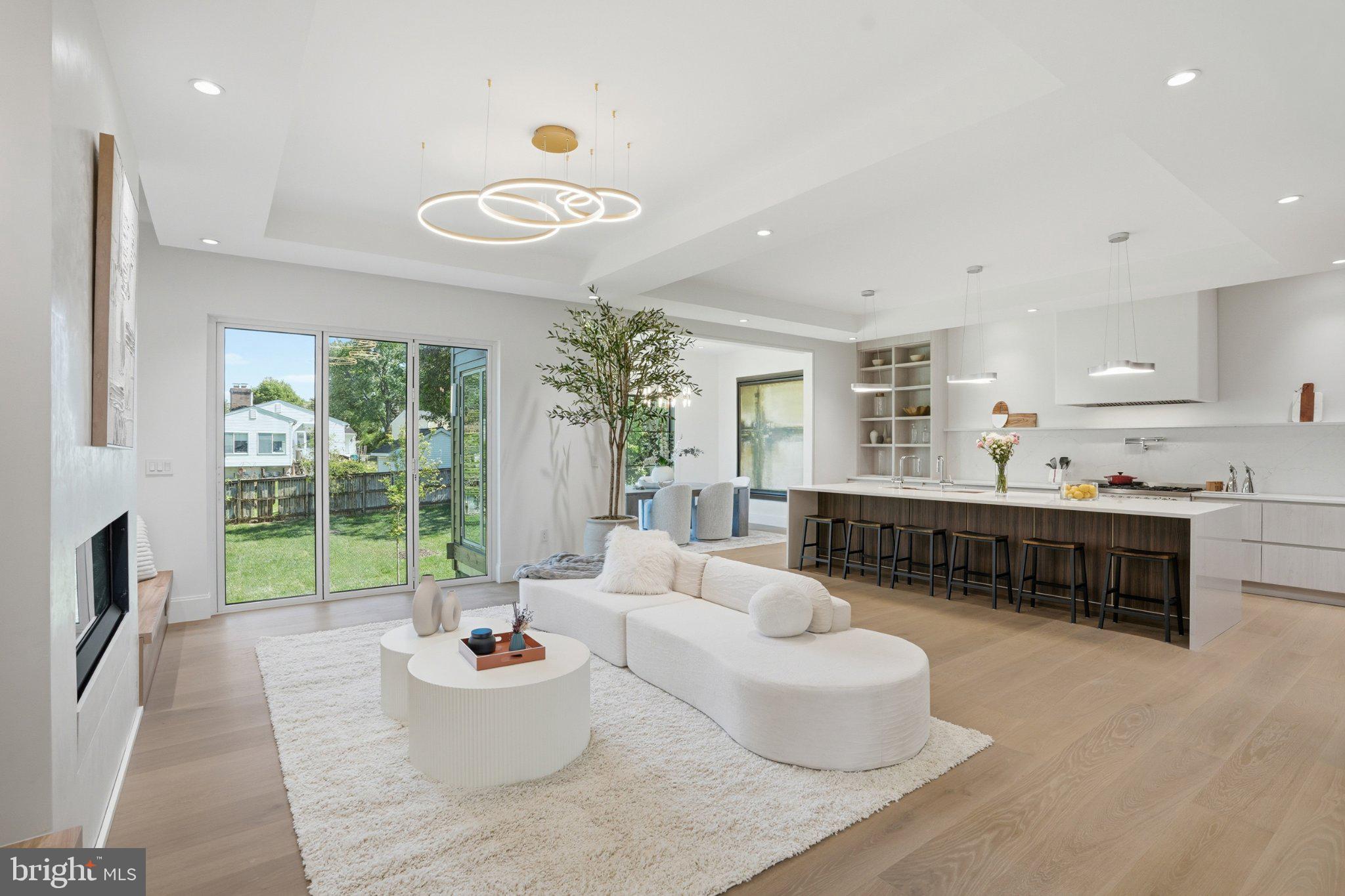 PIMMIT HILLS - Residential