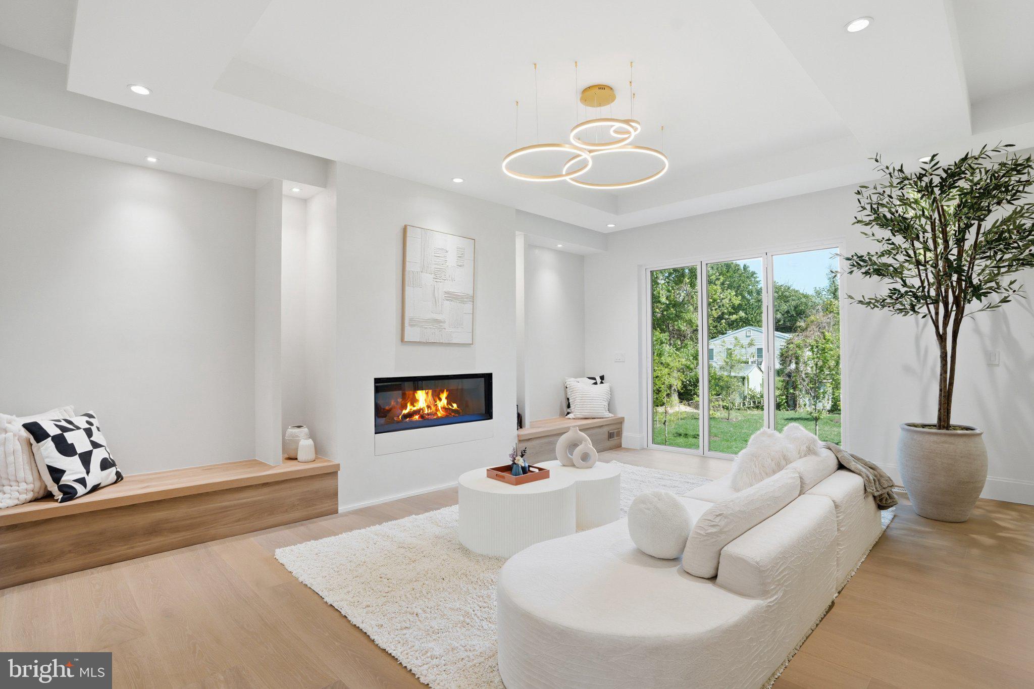 PIMMIT HILLS - Residential
