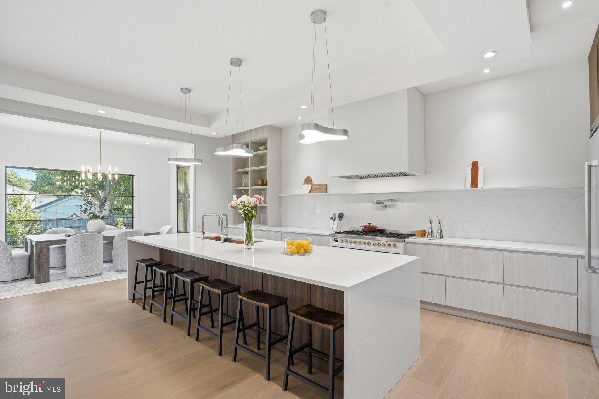 PIMMIT HILLS - Residential