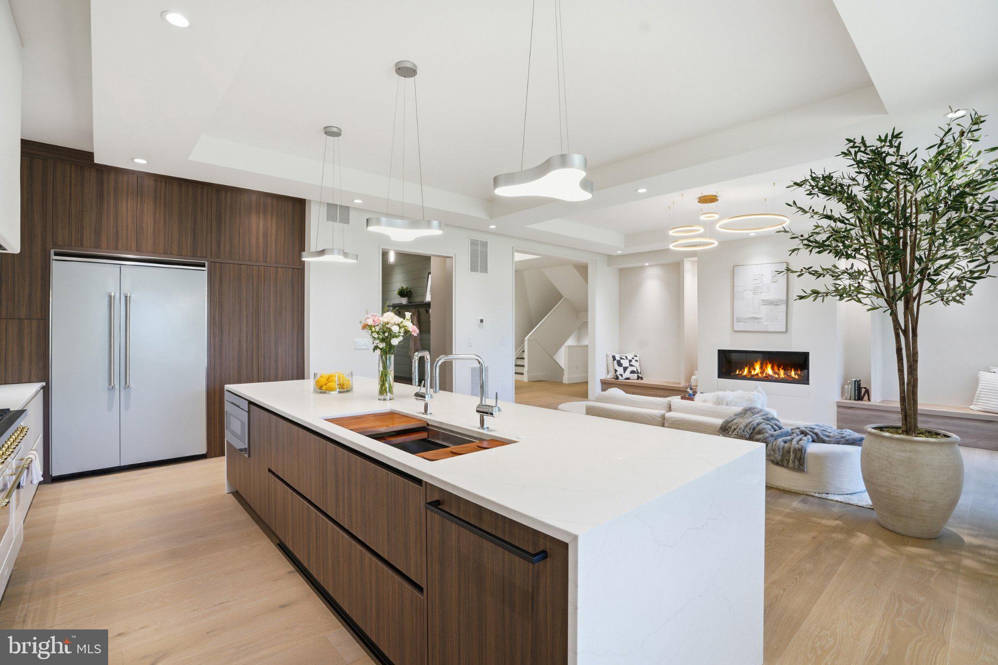 PIMMIT HILLS - Residential