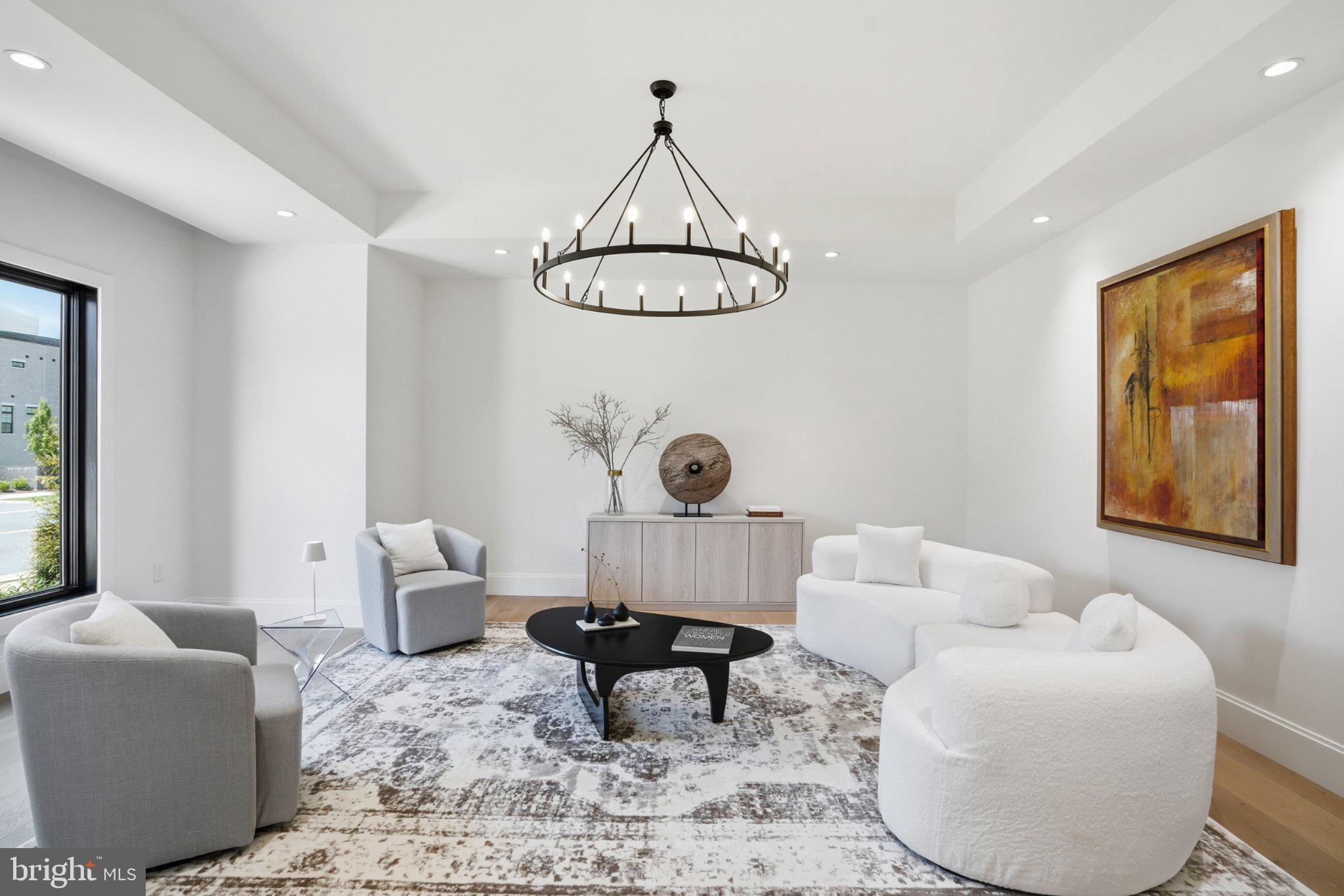 PIMMIT HILLS - Residential