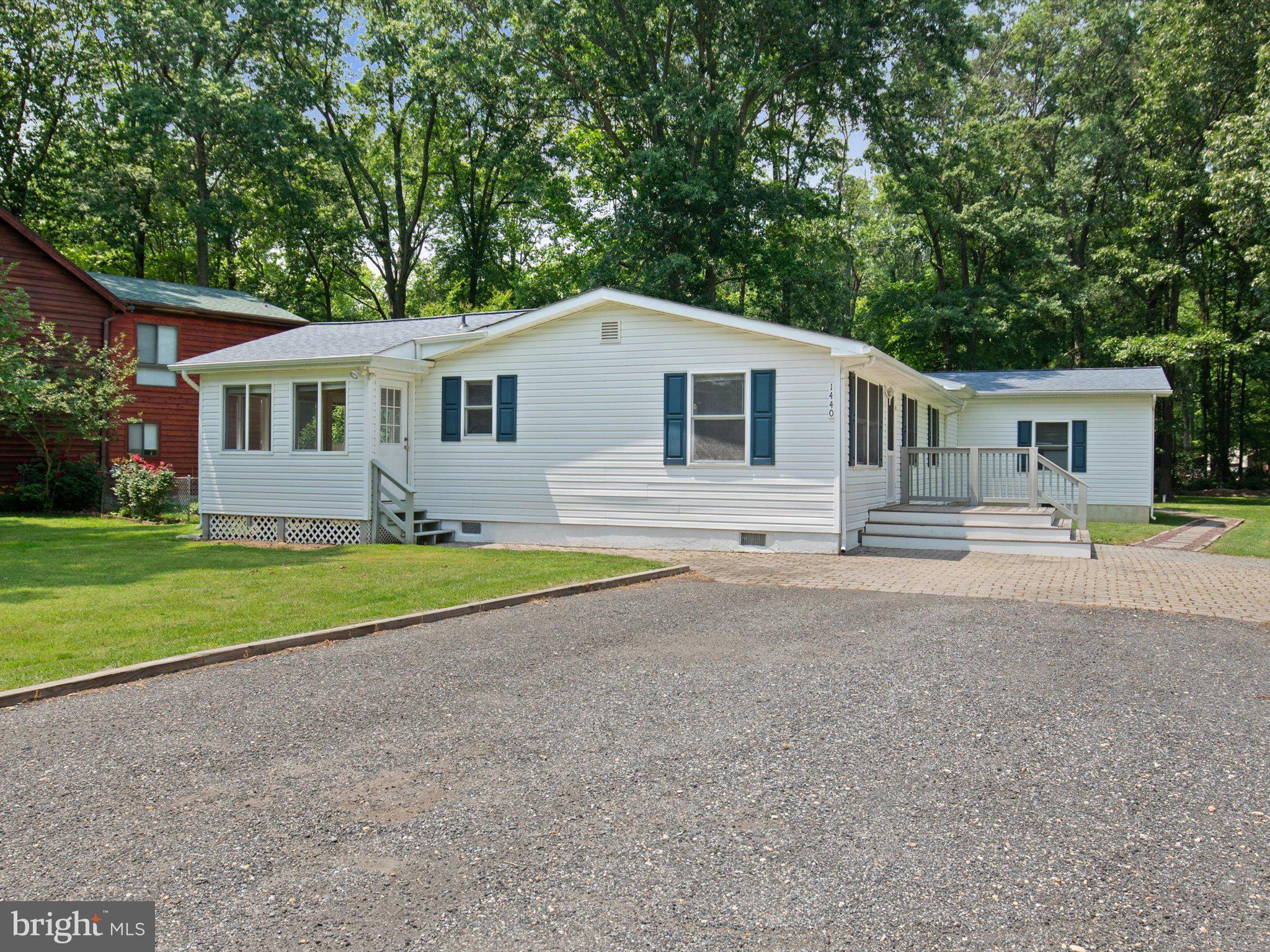 1440 CEDARHURST ROAD