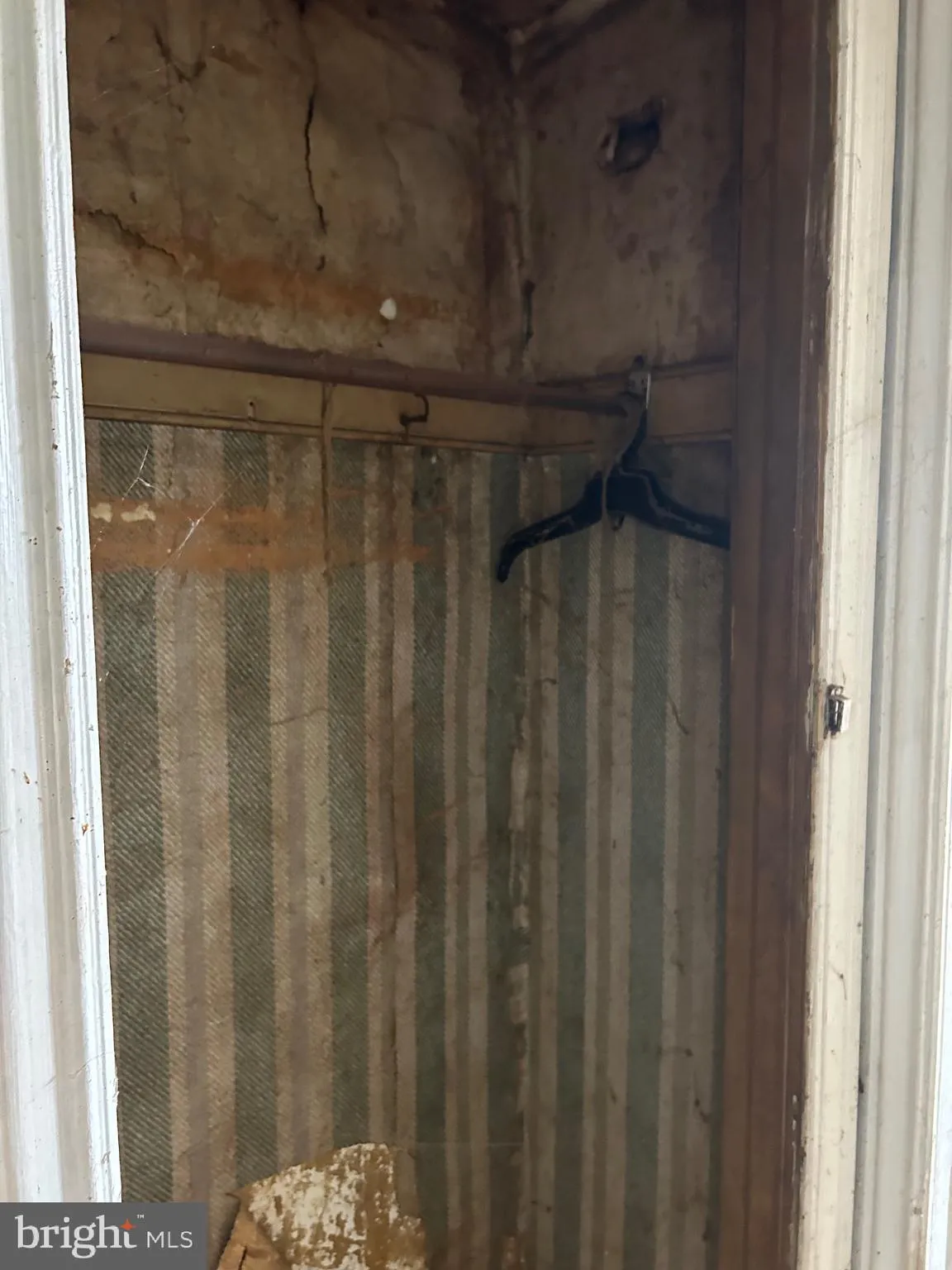 Philadelphia, Pennsylvania 19132, United States, 2 Bedrooms Bedrooms, ,1 BathroomBathrooms,Residential,Contingent,43302