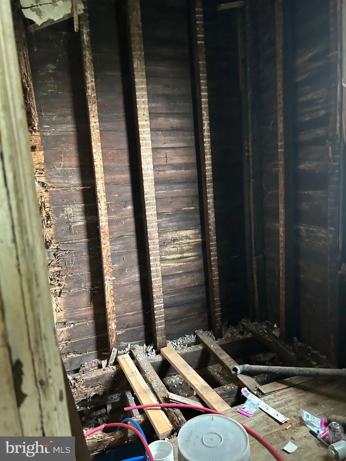 Philadelphia, Pennsylvania 19132, United States, 2 Bedrooms Bedrooms, ,1 BathroomBathrooms,Residential,Contingent,43302