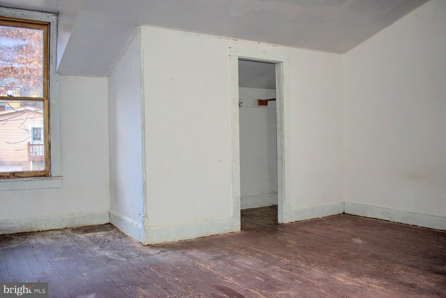 NONE AVAILABEL - Residential