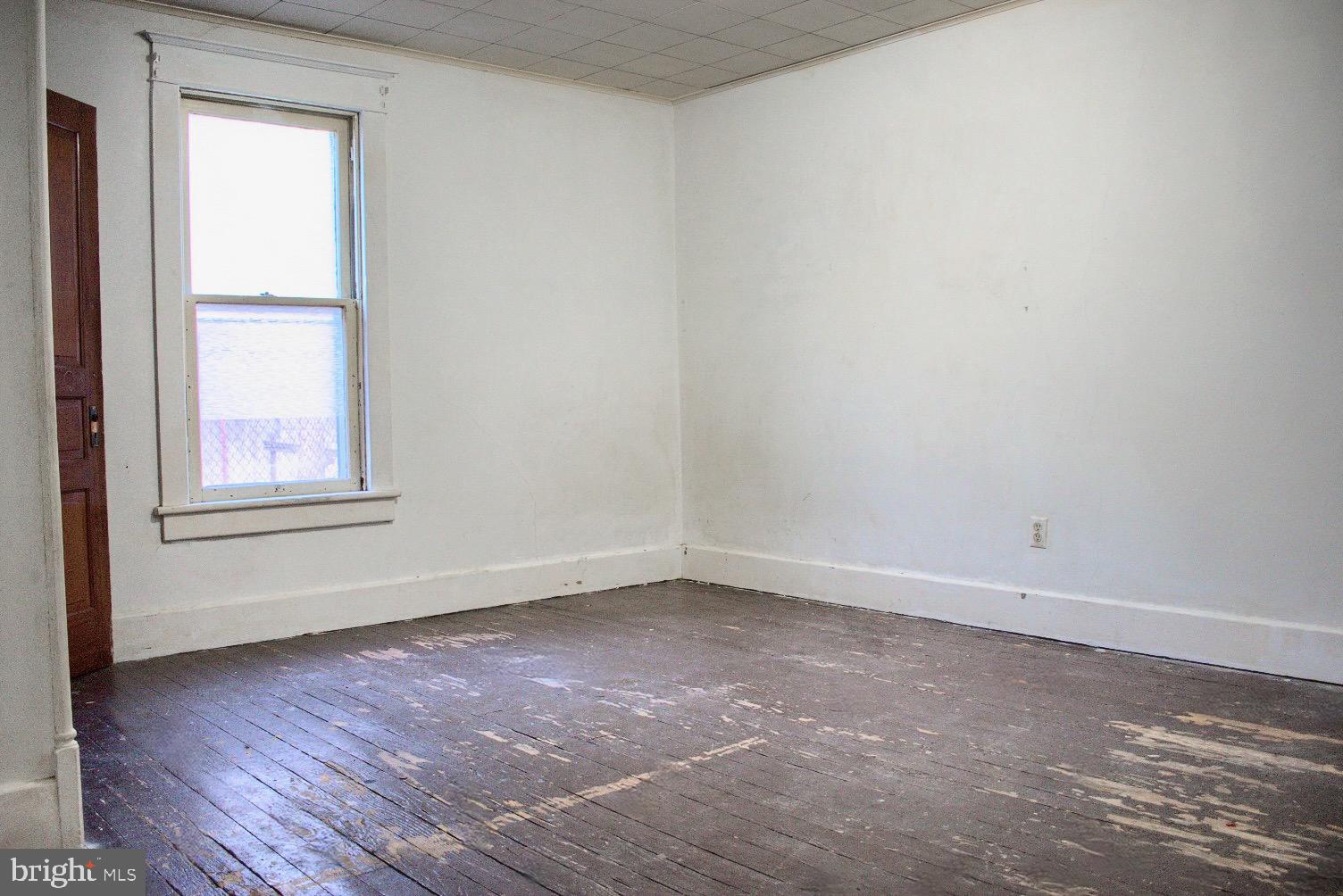 NONE AVAILABEL - Residential