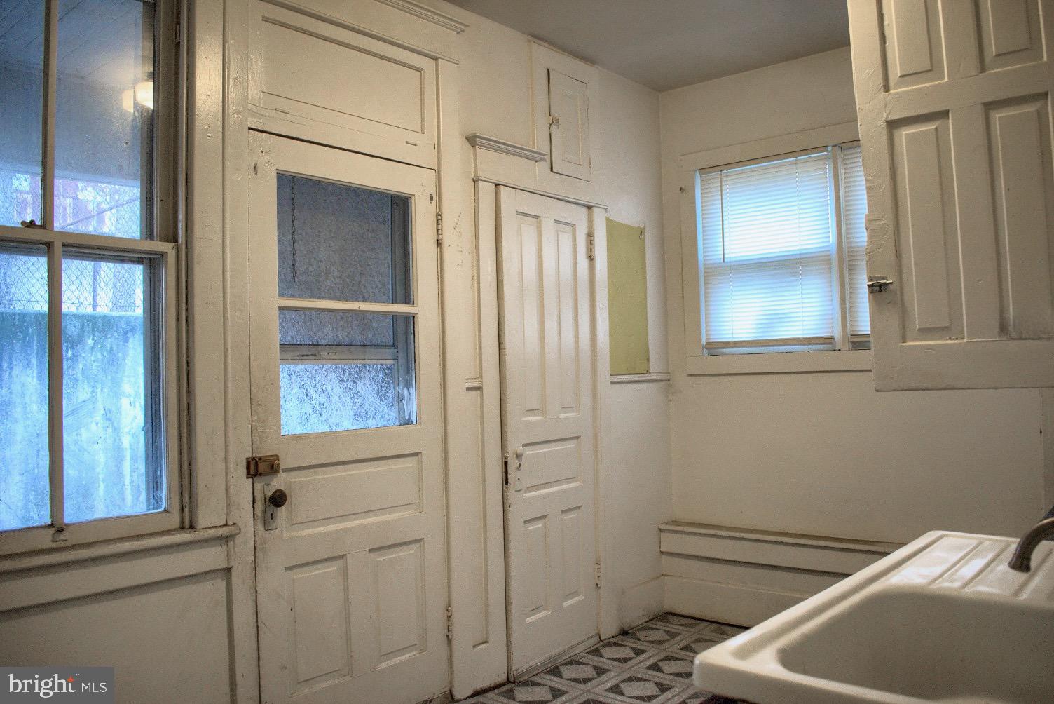 NONE AVAILABEL - Residential