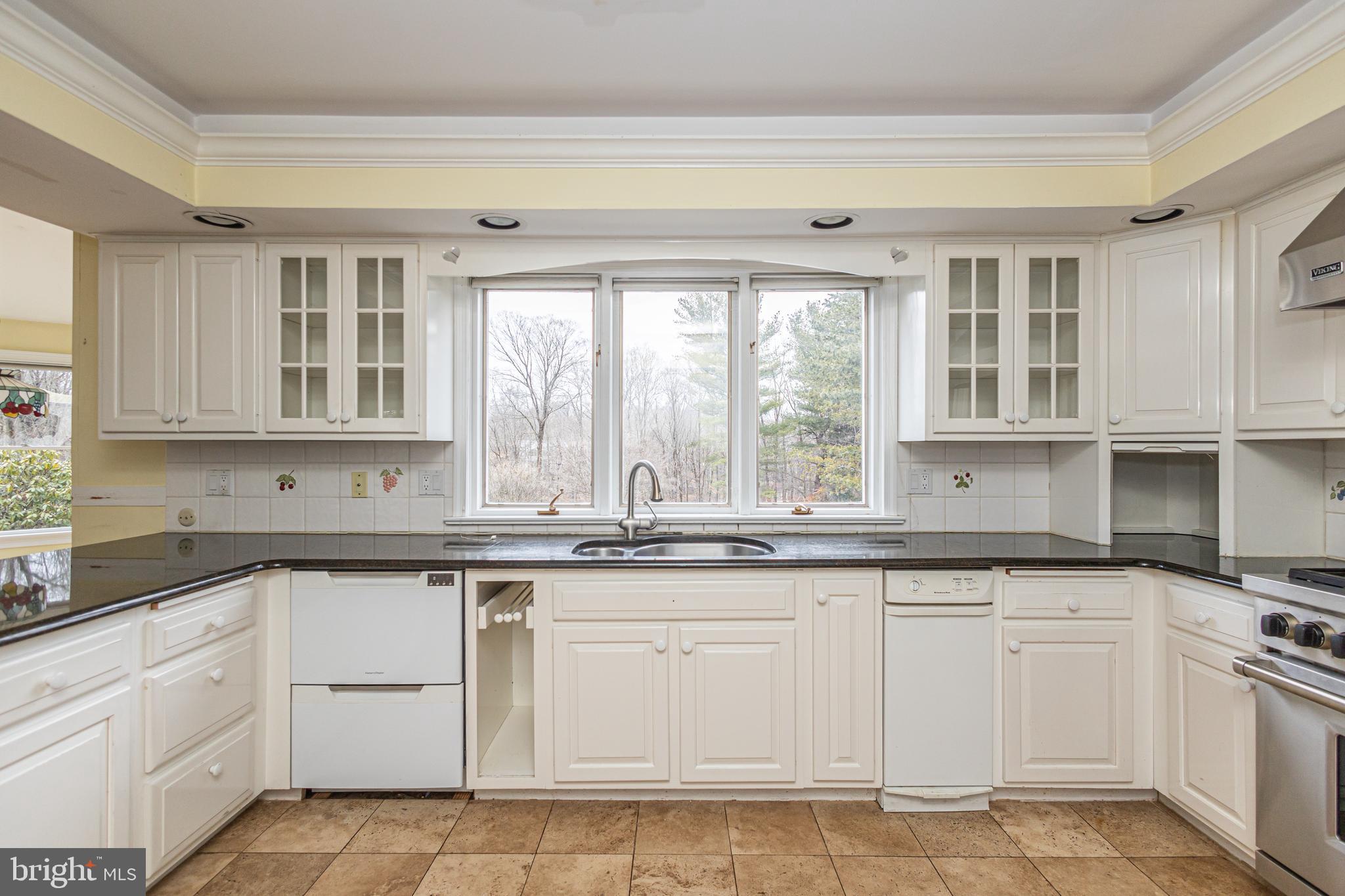 WASHINGTON MDWS - Residential