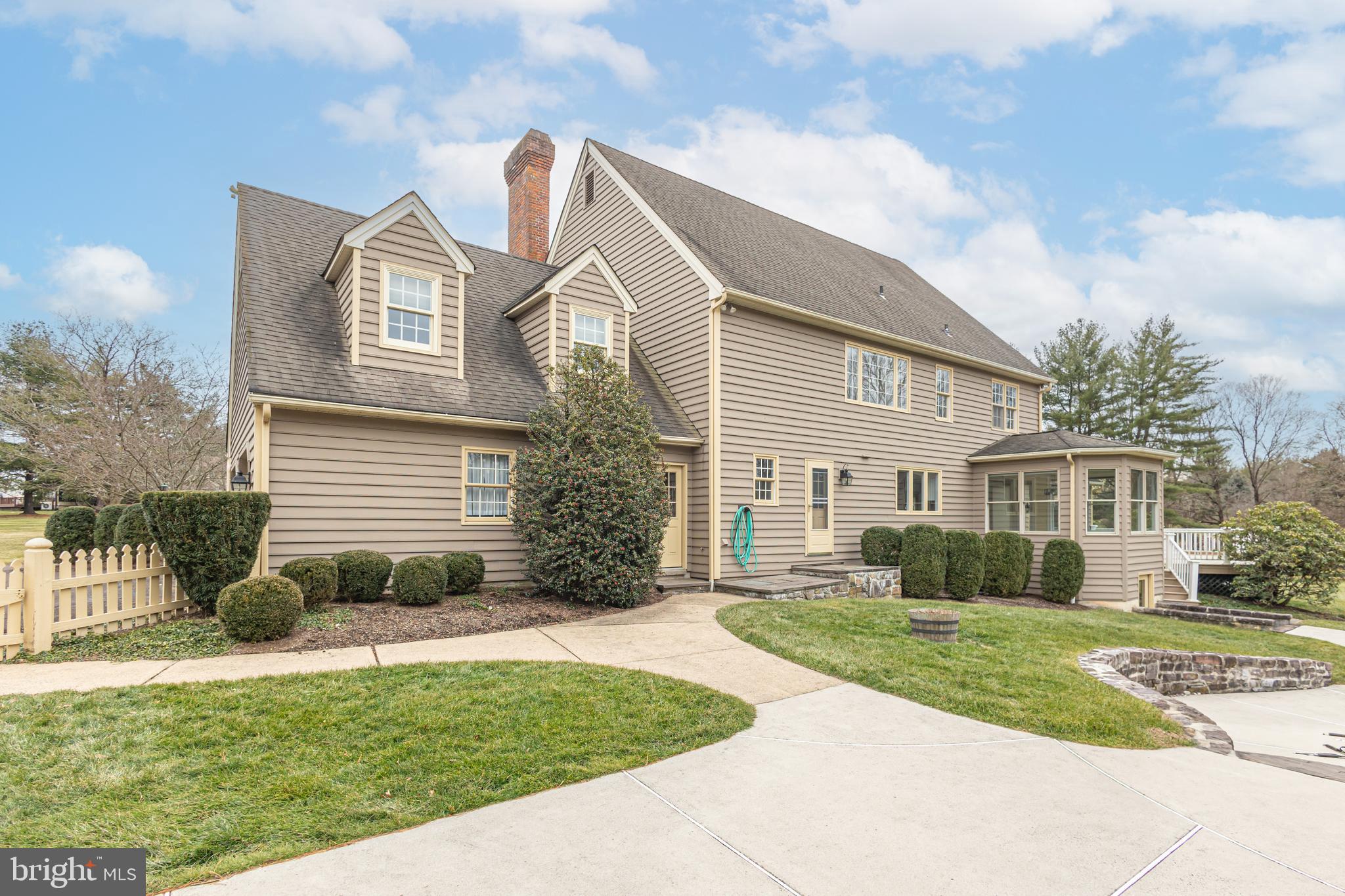 WASHINGTON MDWS - Residential