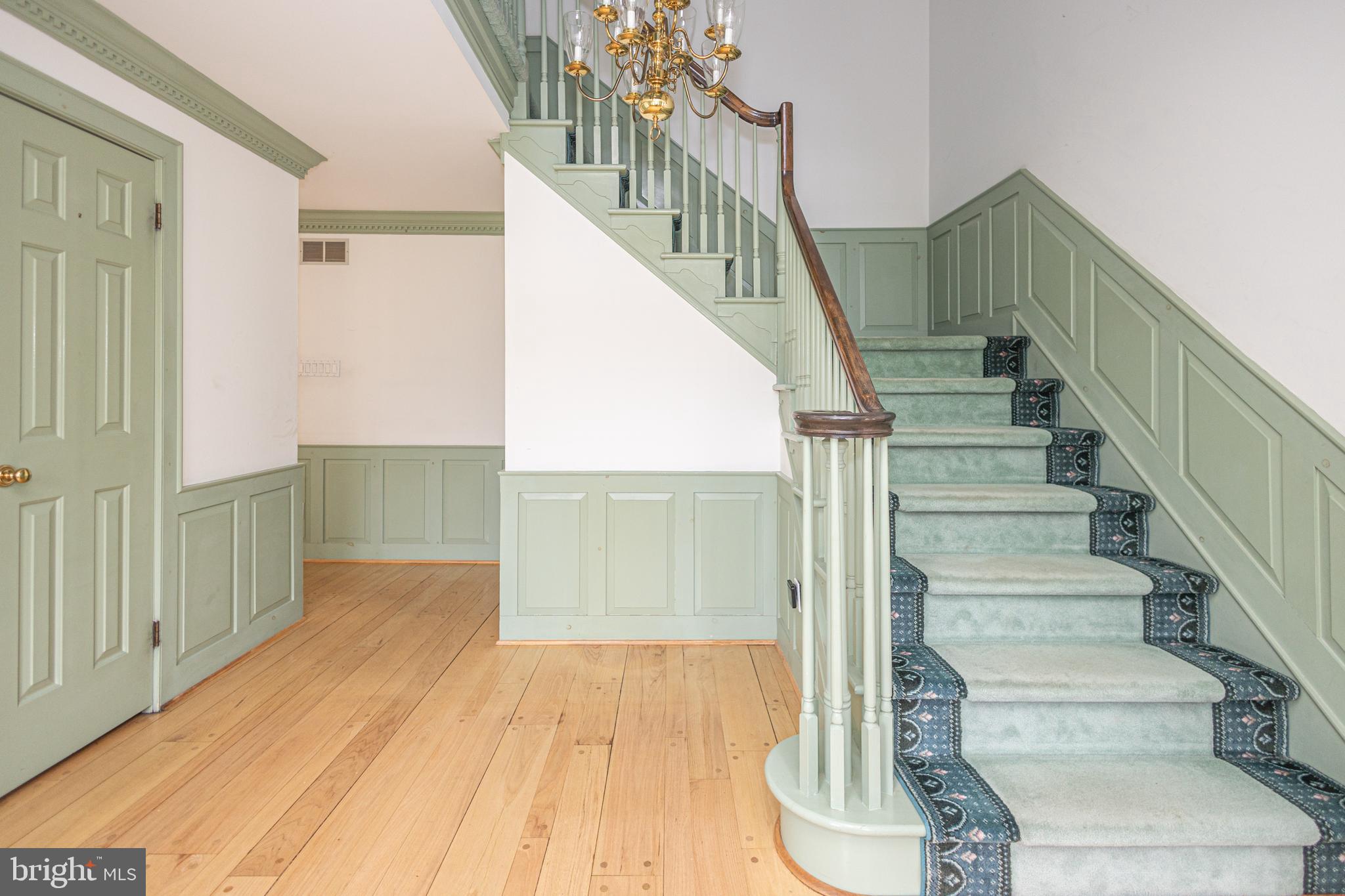 WASHINGTON MDWS - Residential