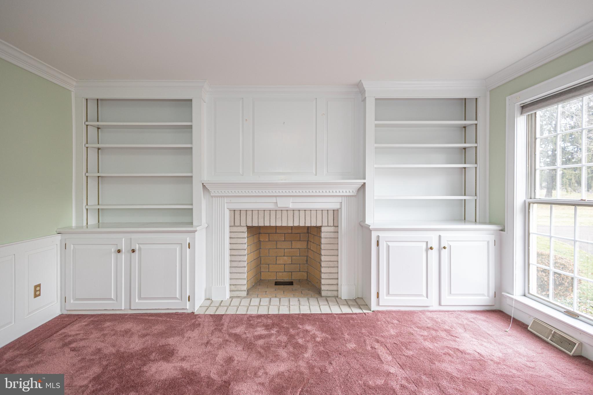 WASHINGTON MDWS - Residential