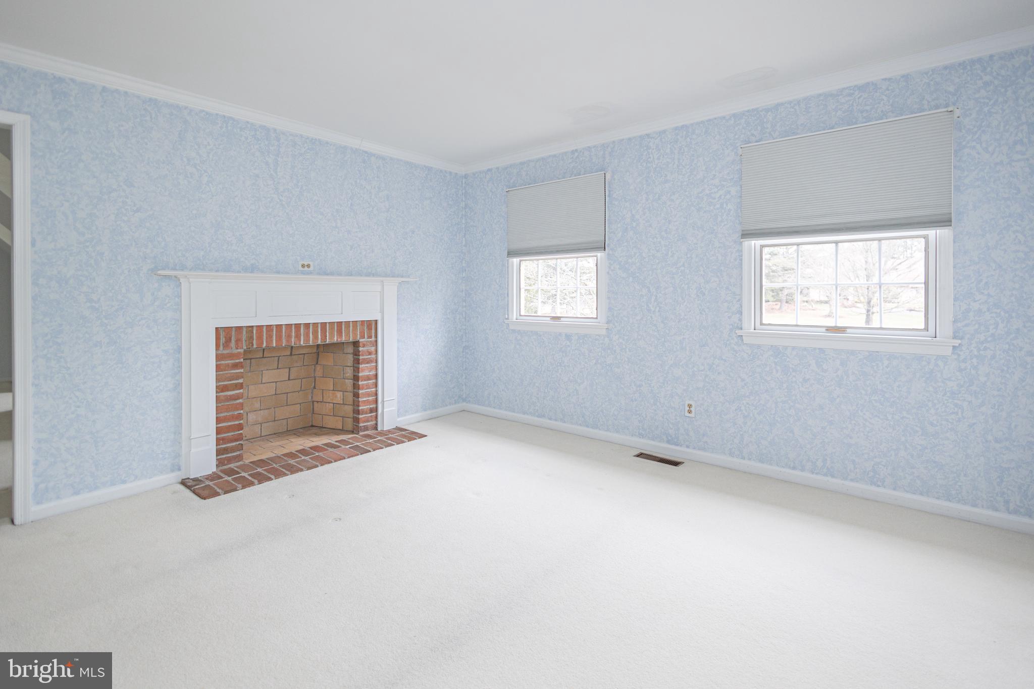 WASHINGTON MDWS - Residential