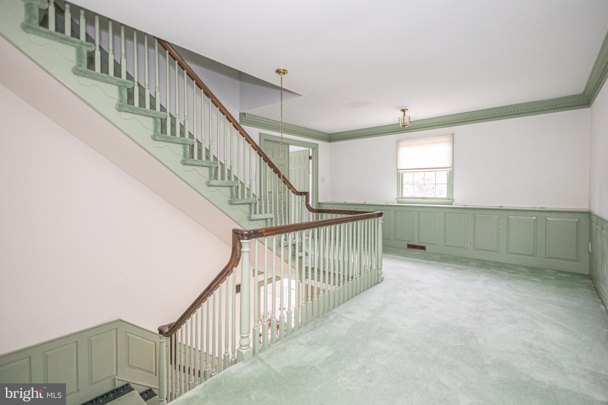 WASHINGTON MDWS - Residential