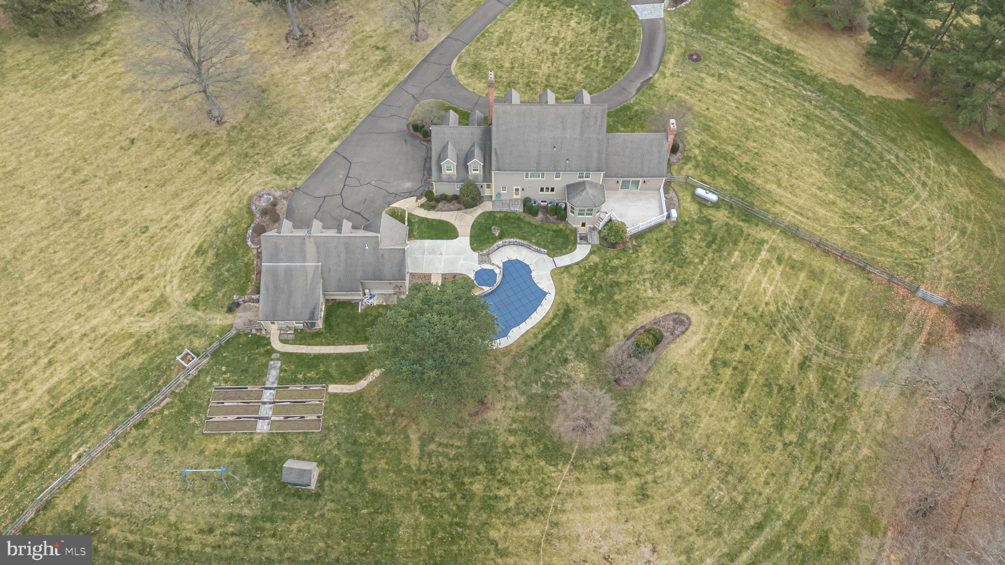 WASHINGTON MDWS - Residential