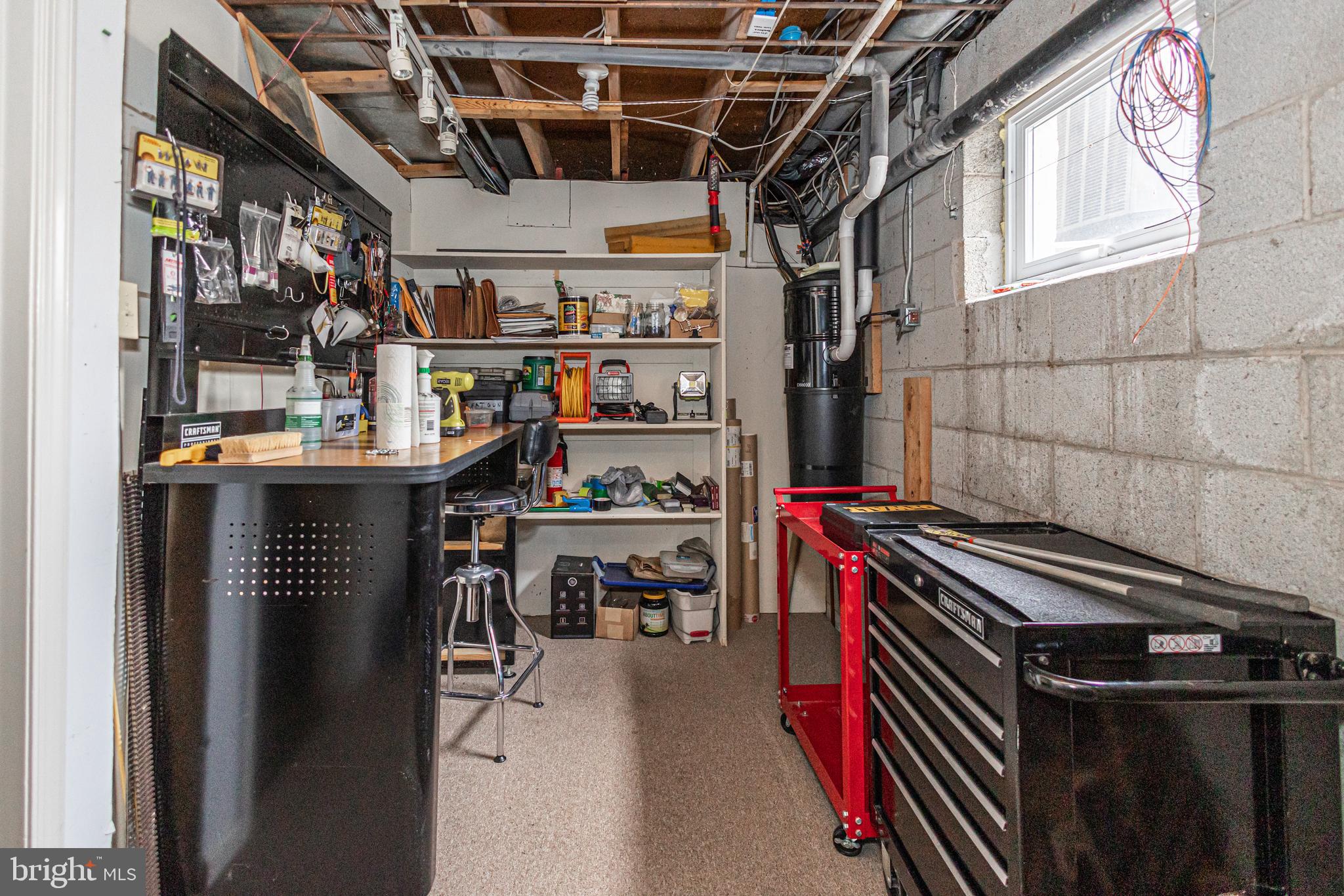 WASHINGTON MDWS - Residential