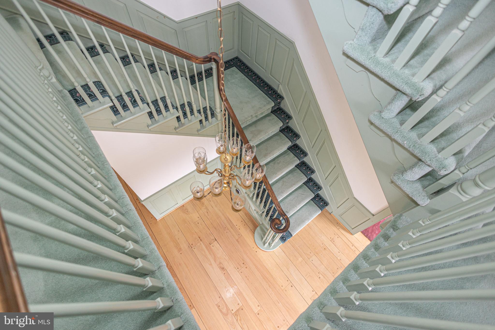 WASHINGTON MDWS - Residential