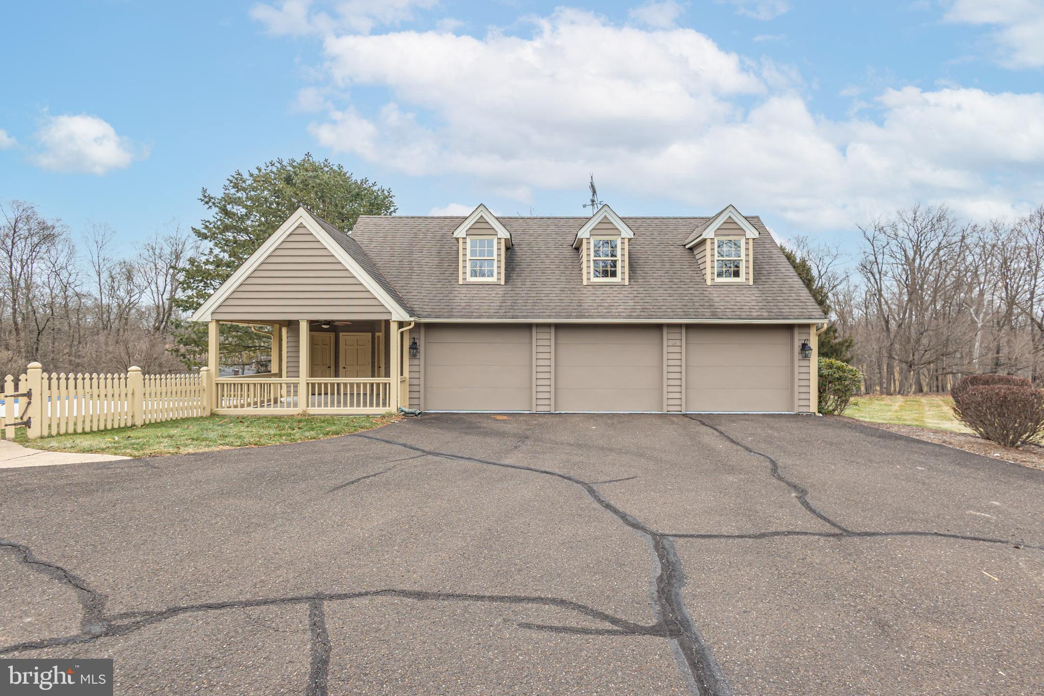 WASHINGTON MDWS - Residential