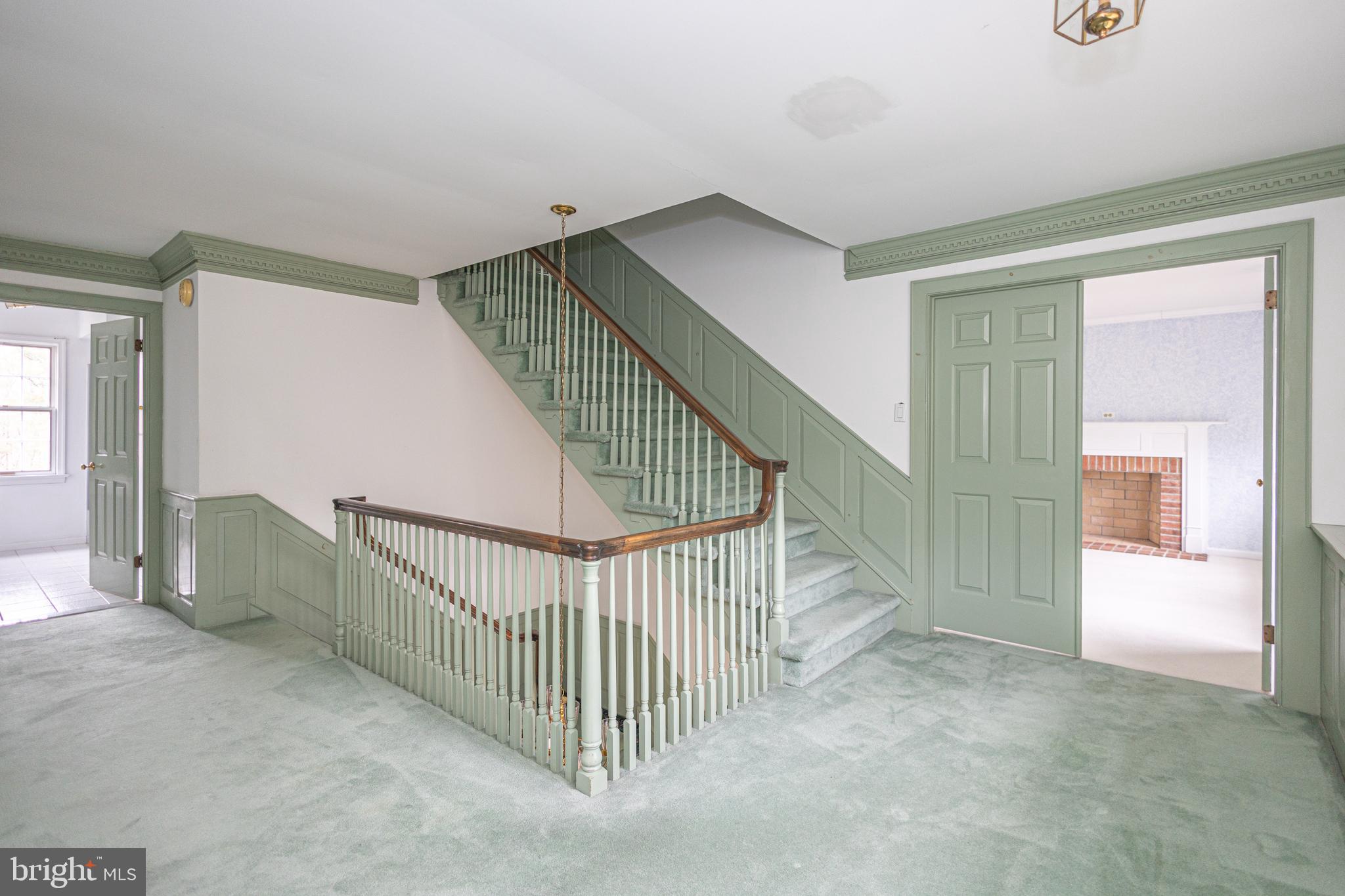 WASHINGTON MDWS - Residential