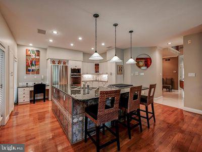 GREY ROCK VILLAS - Residential Lease