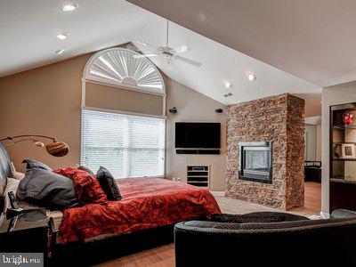 GREY ROCK VILLAS - Residential Lease