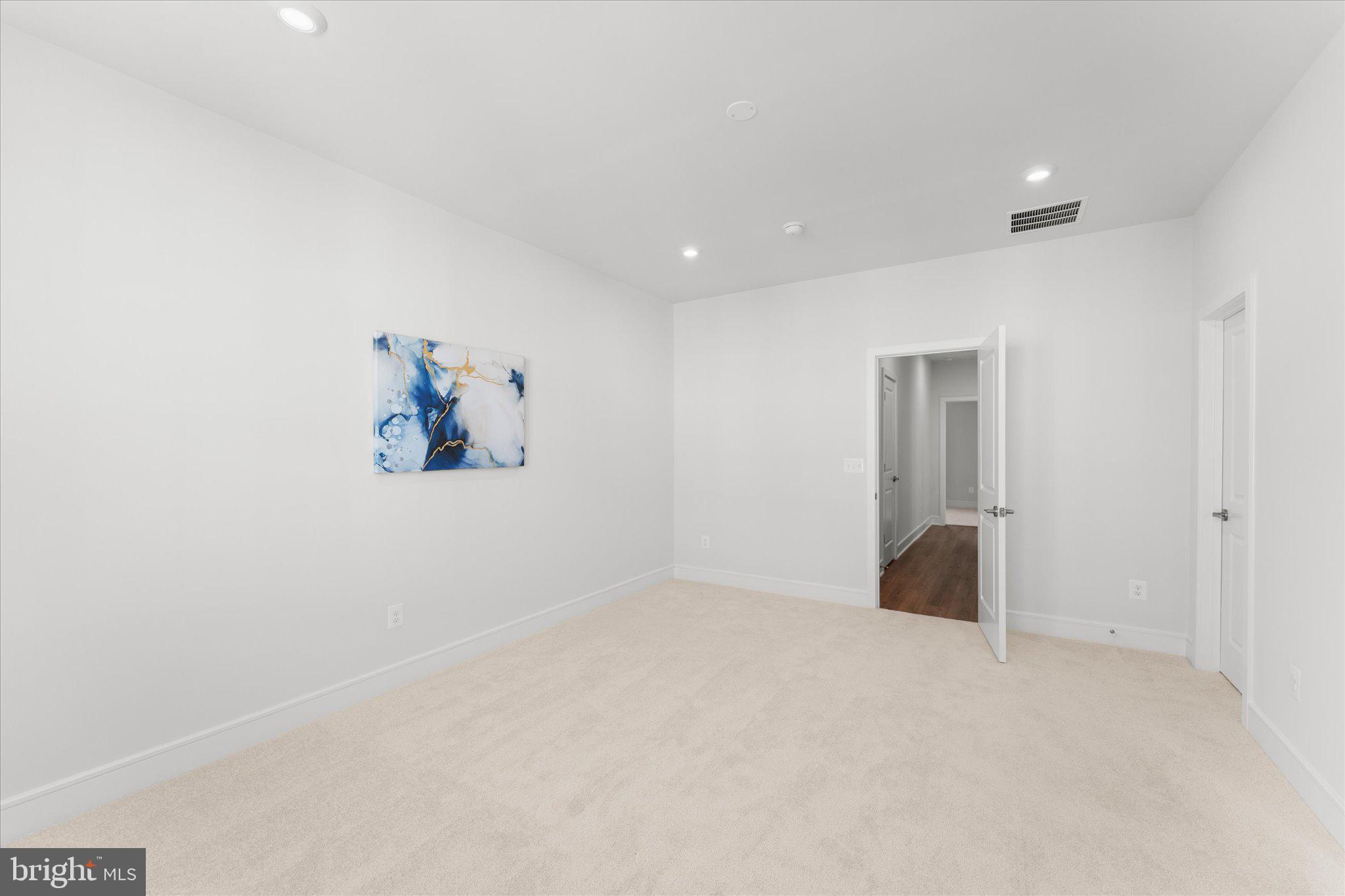 BRAMBLETON LANDBAY 1 - Residential Lease