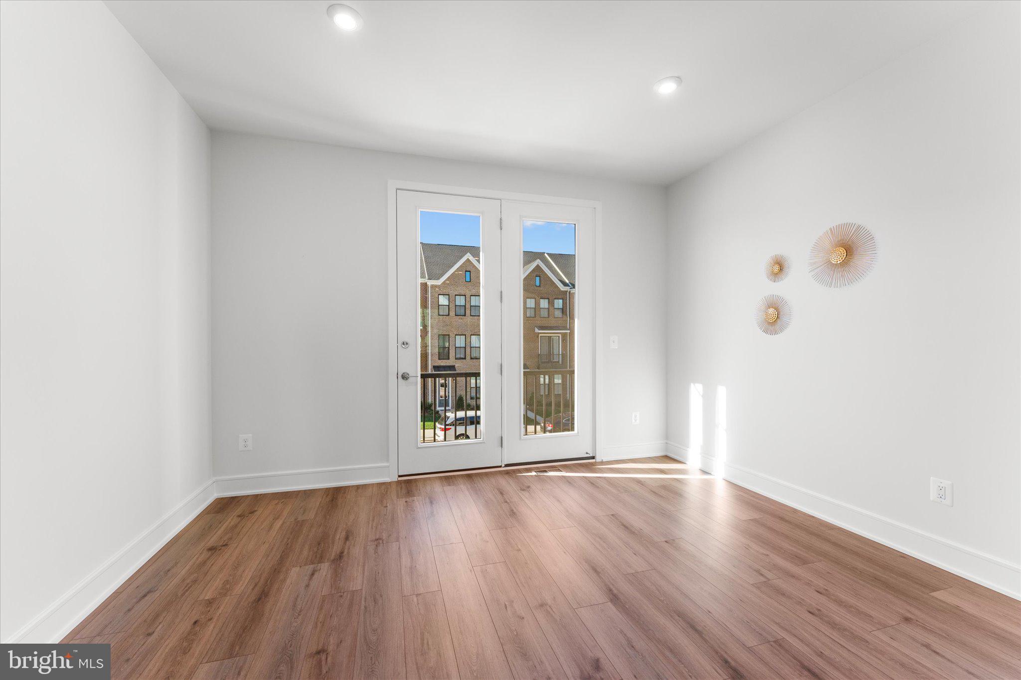 BRAMBLETON LANDBAY 1 - Residential Lease