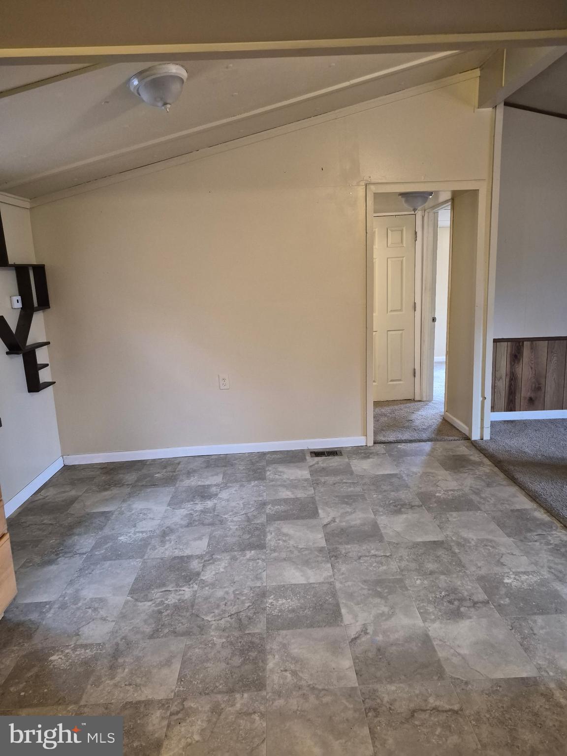 NEWPORT - Residential