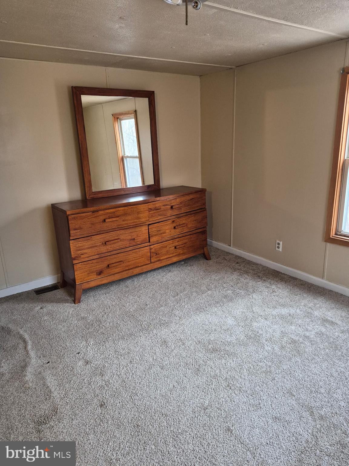 NEWPORT - Residential