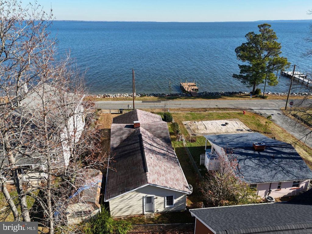 Photo of 1117 Irving Avenue, COLONIAL BEACH, VA 22443 (MLS # VAWE2010234)