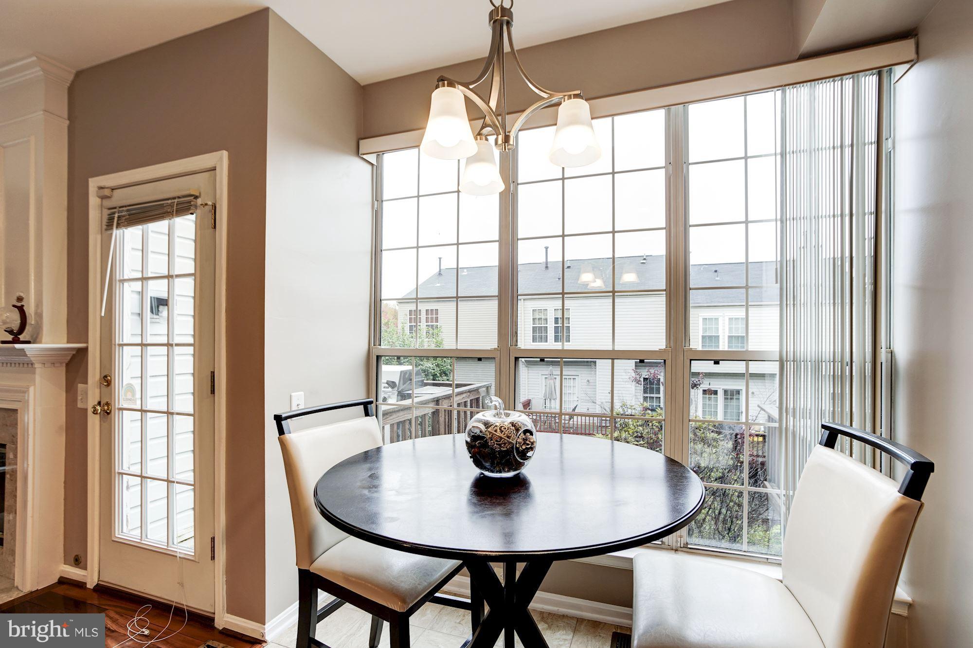 ISLAND CREEK - Residential