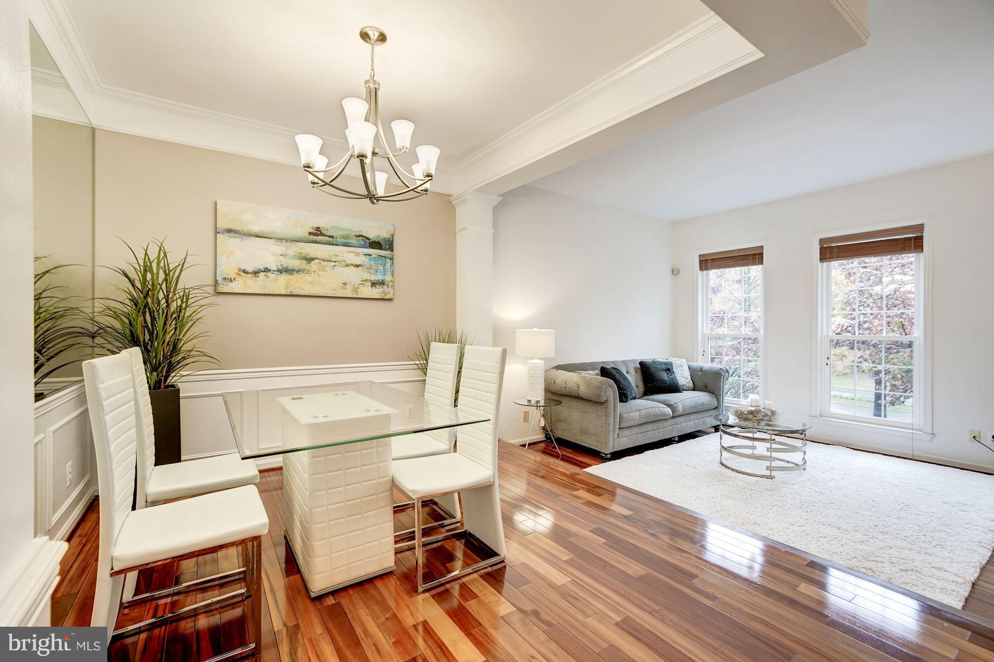 ISLAND CREEK - Residential