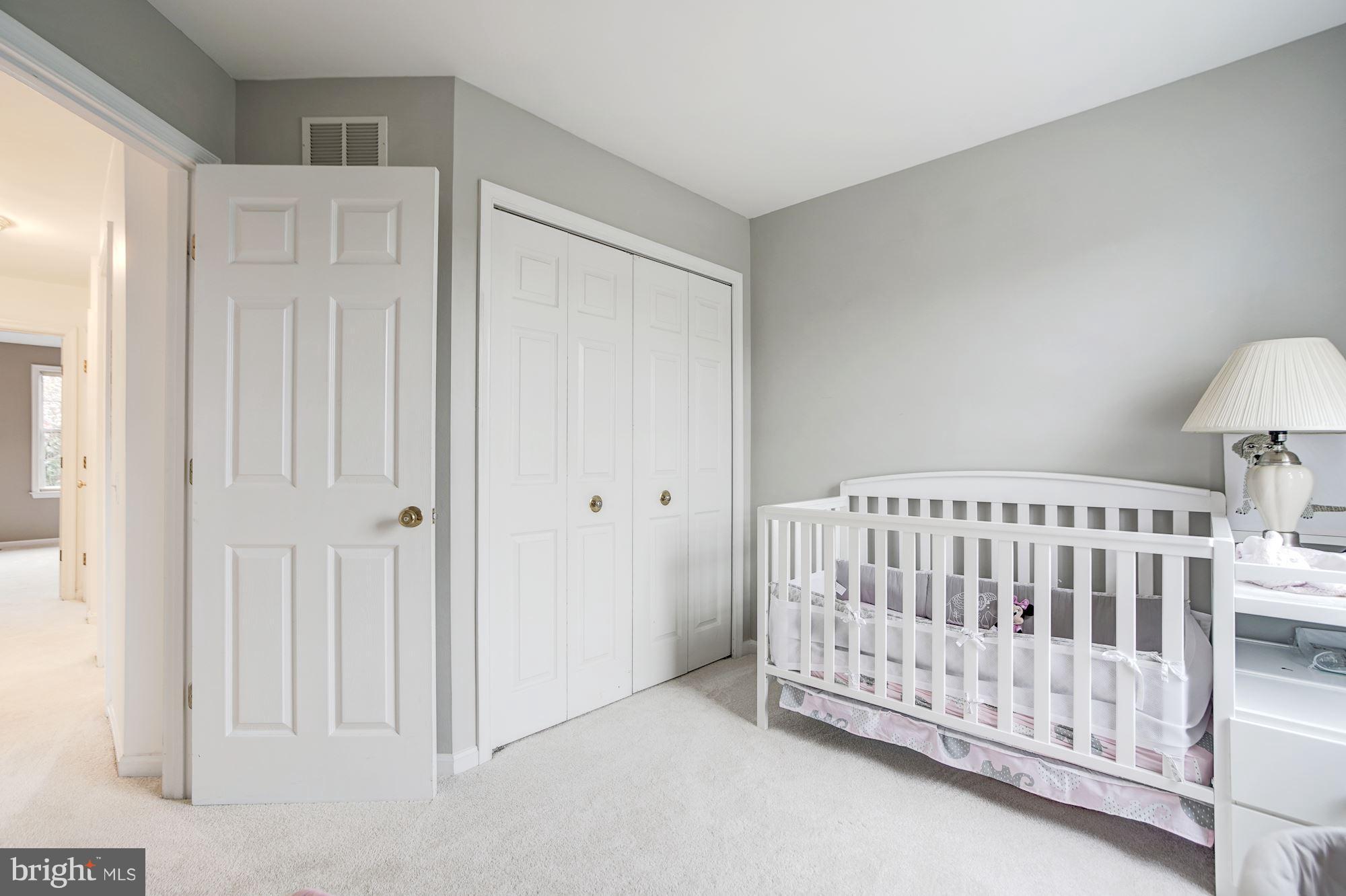 ISLAND CREEK - Residential