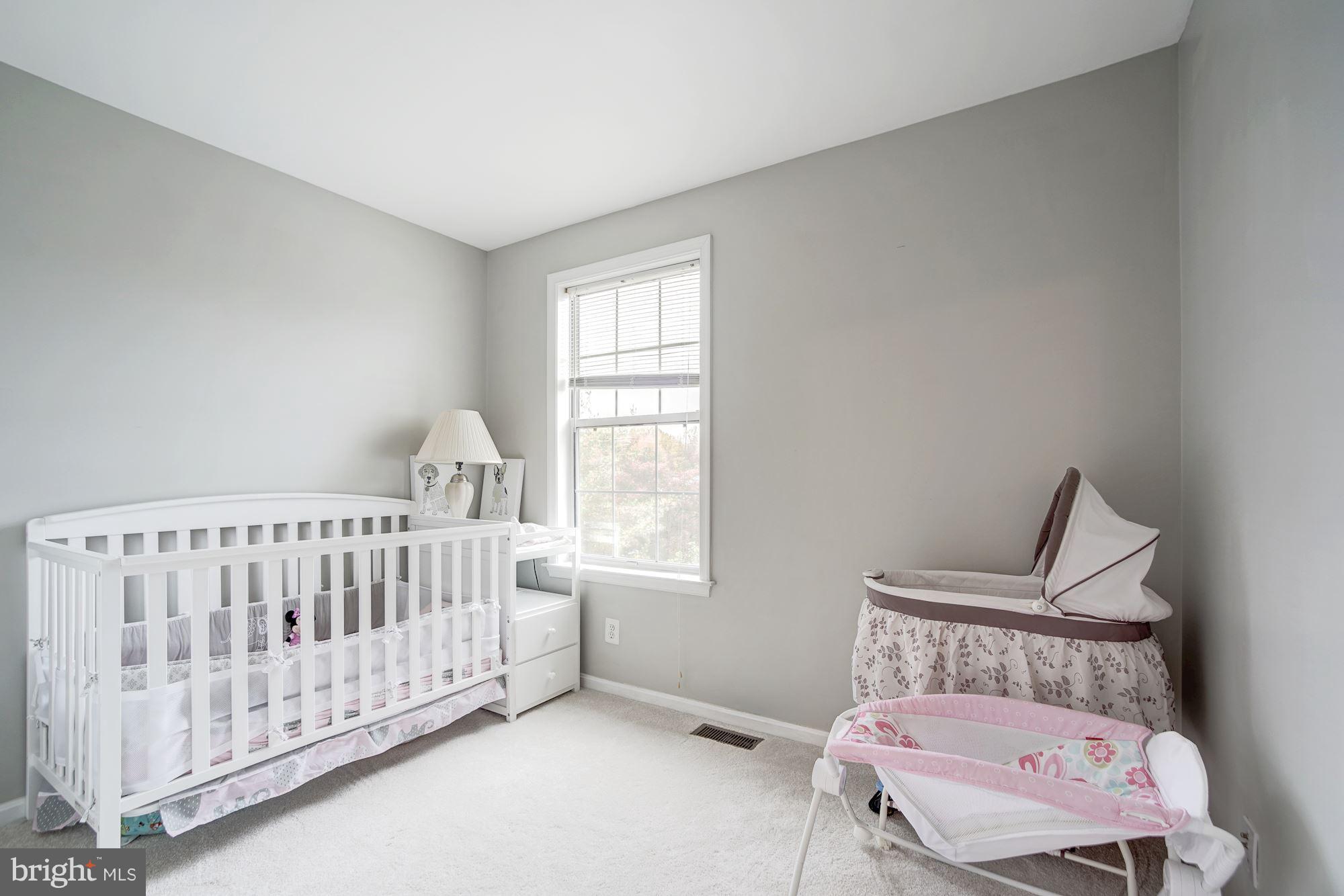 ISLAND CREEK - Residential