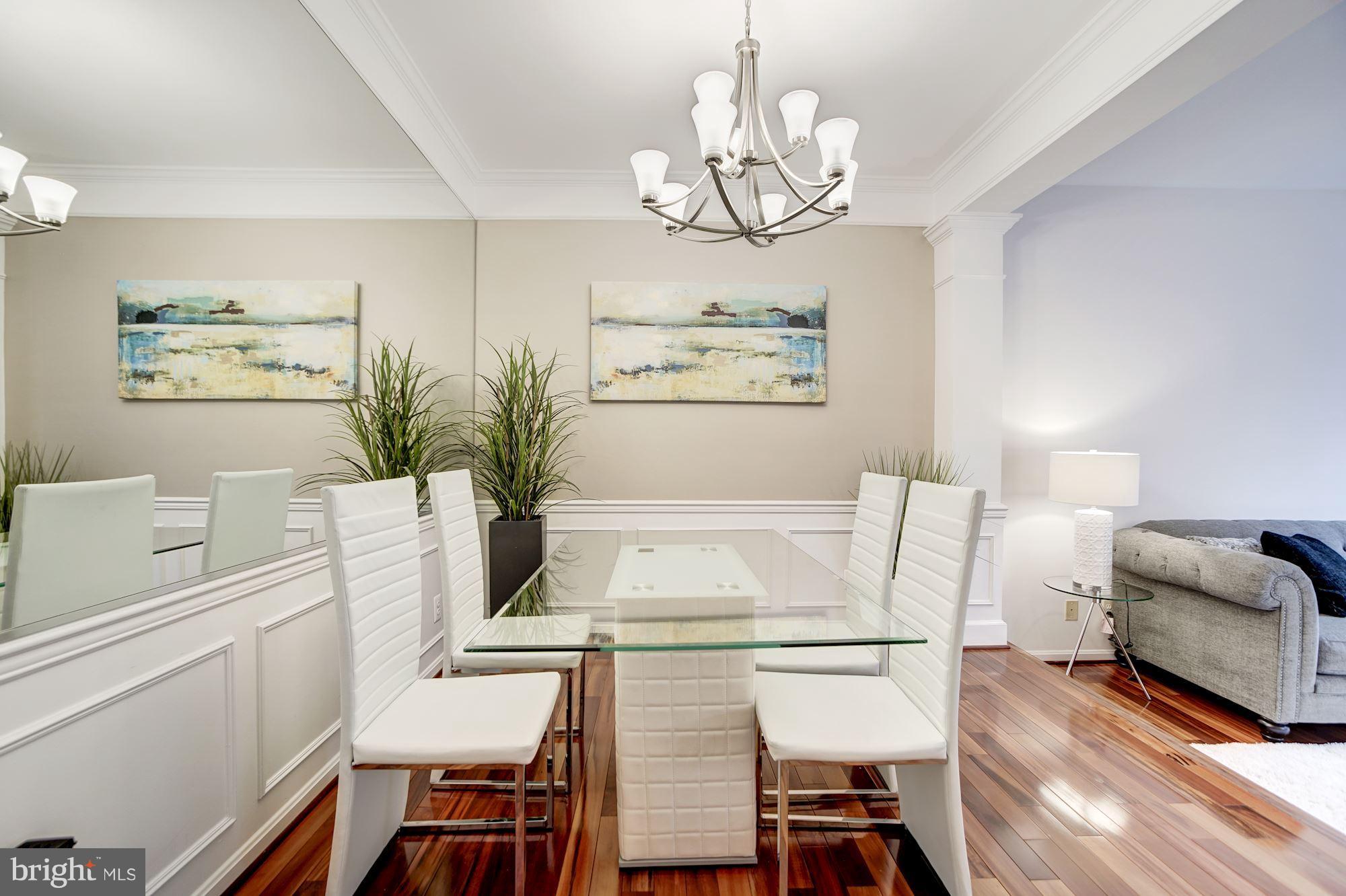 ISLAND CREEK - Residential