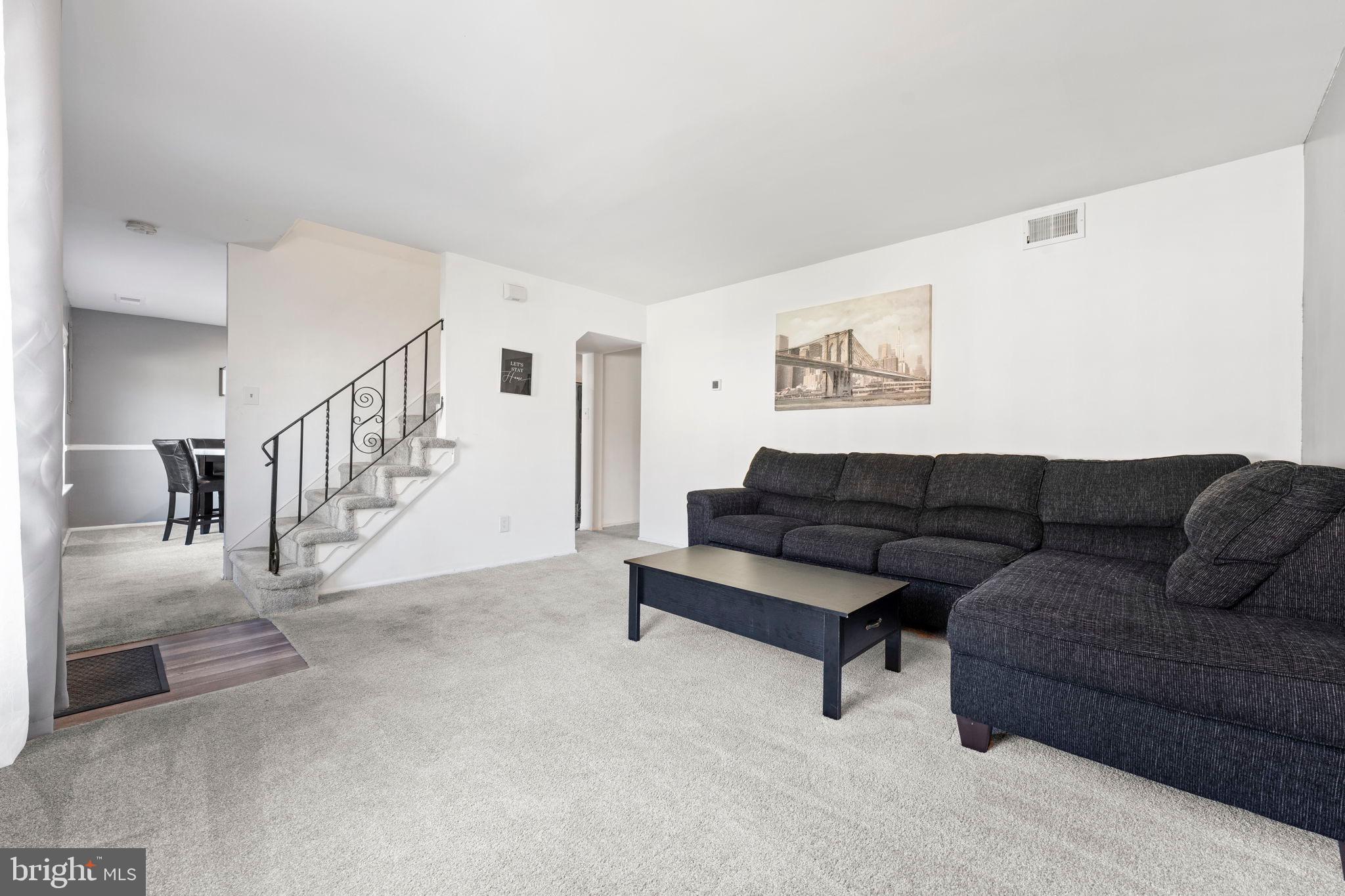 609 COBBLE CREEK CURVE