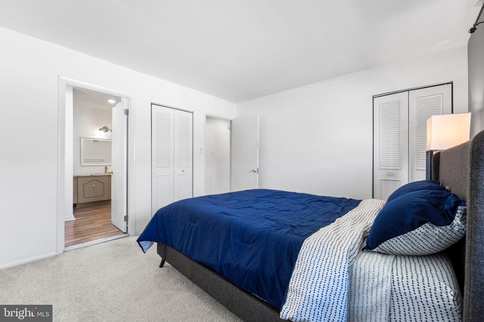 STONES THROW - Residential