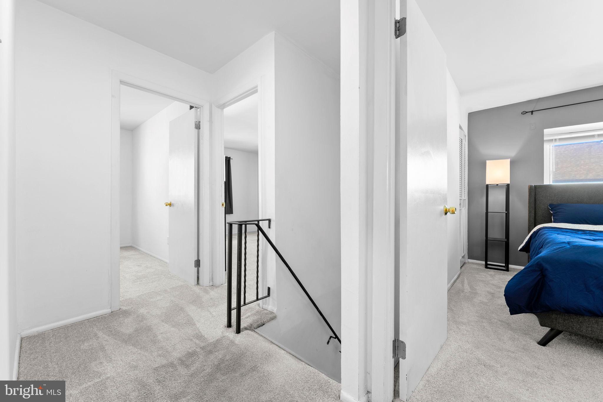 STONES THROW - Residential