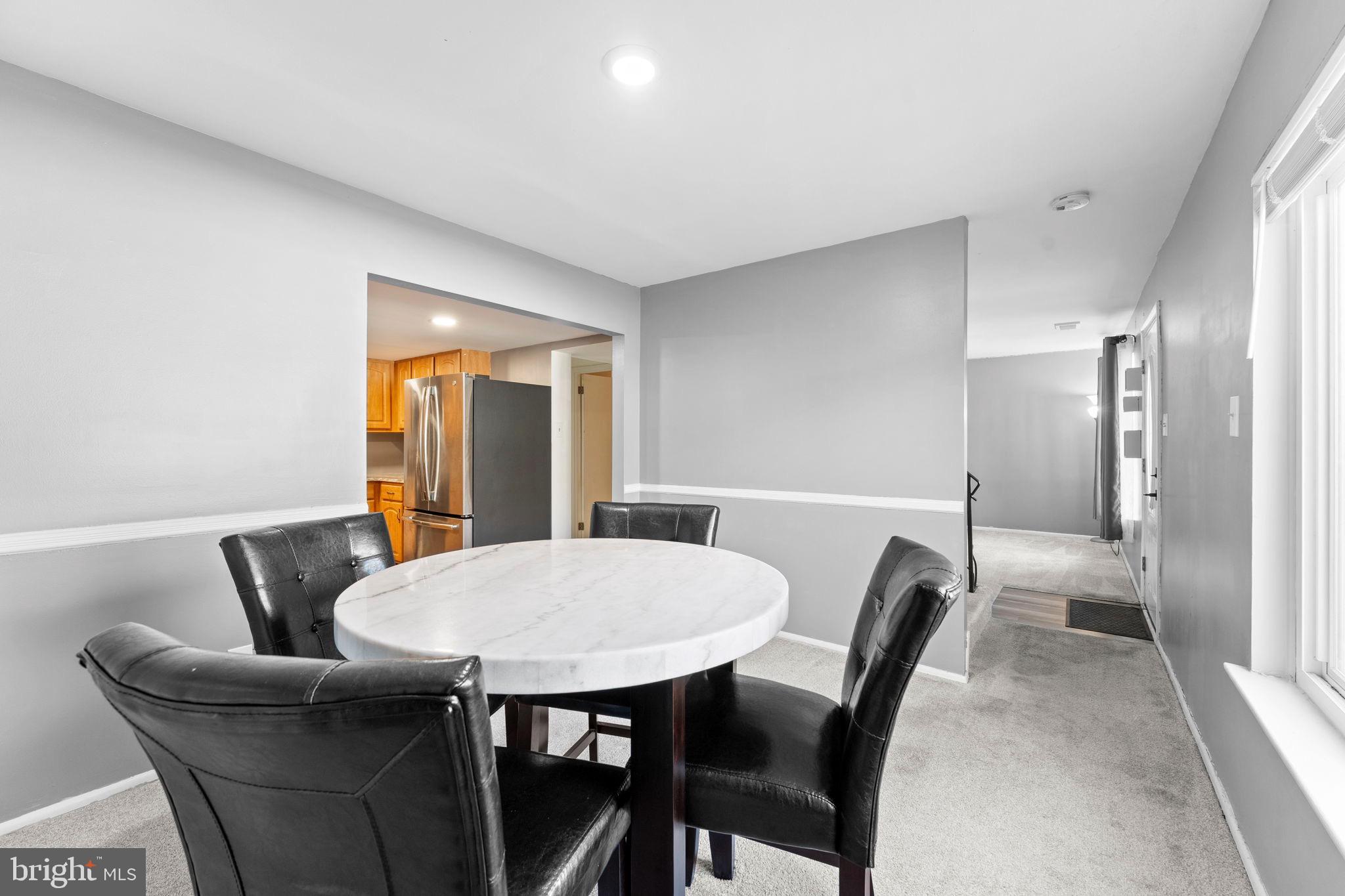 STONES THROW - Residential