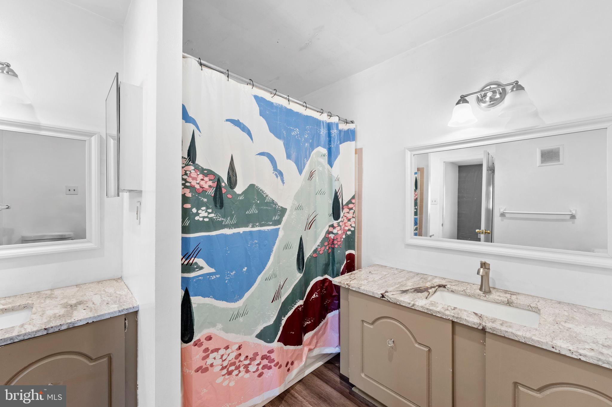 STONES THROW - Residential