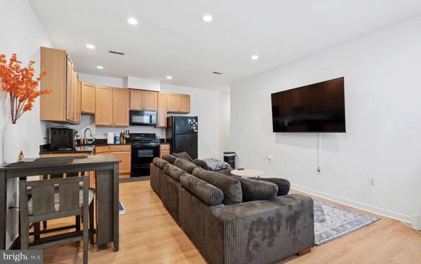 6212 RIDGE AVE # D, PHILADELPHIA, PA 19128 - Image 8aa1a12d020e0024d3c19ca7aee71a3b/2377067264