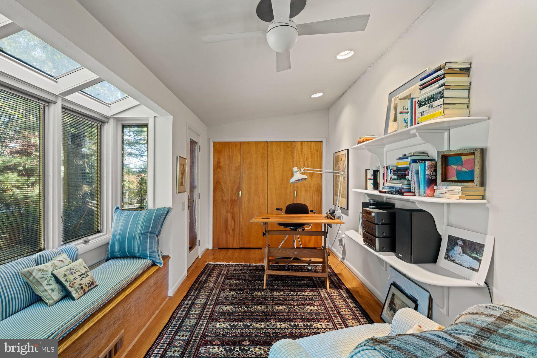 ELKINS PARK - Residential