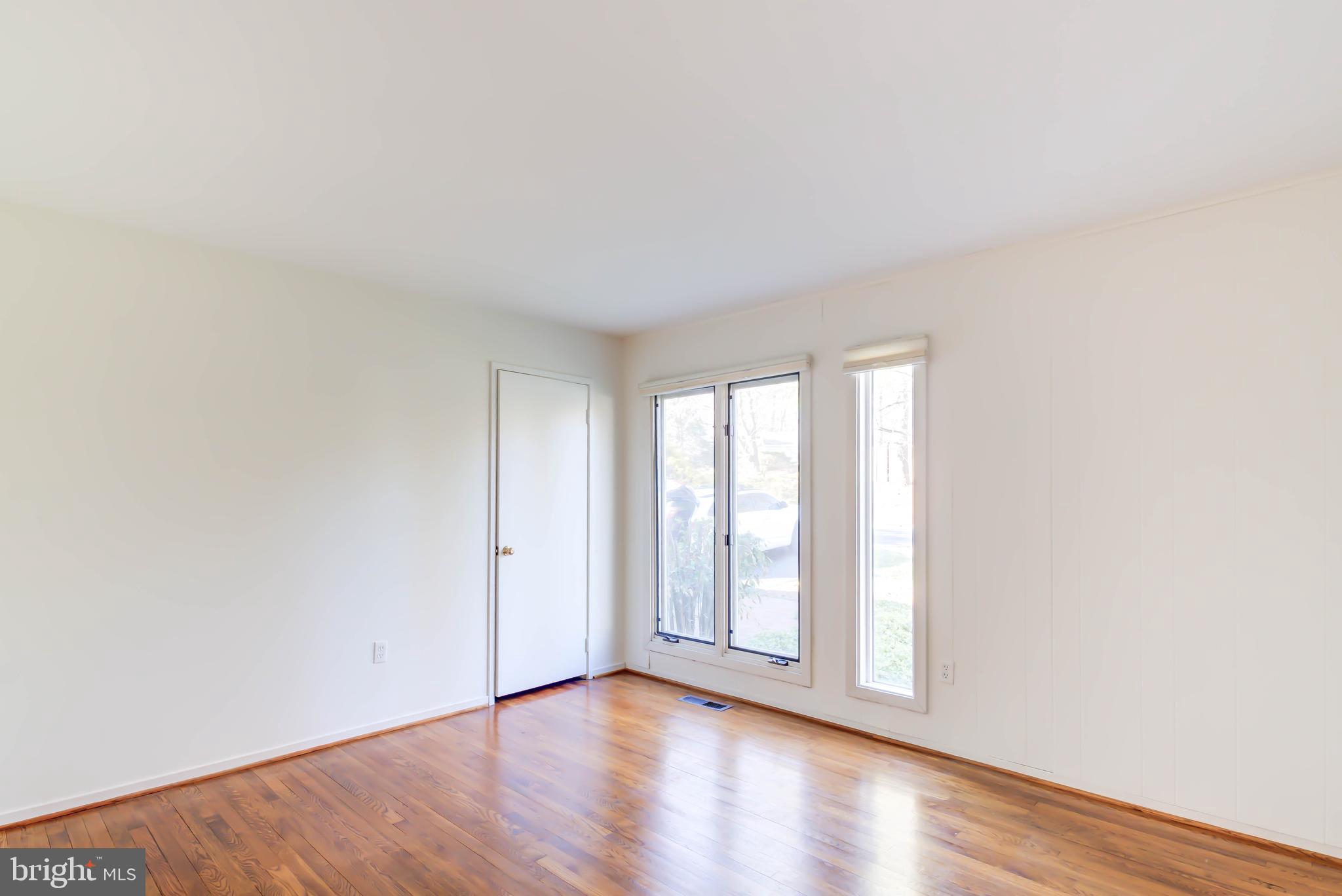 EAST GATE OF POTOMAC - Residential