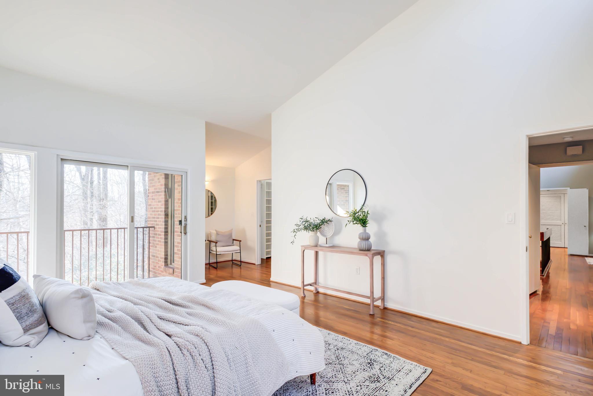 EAST GATE OF POTOMAC - Residential