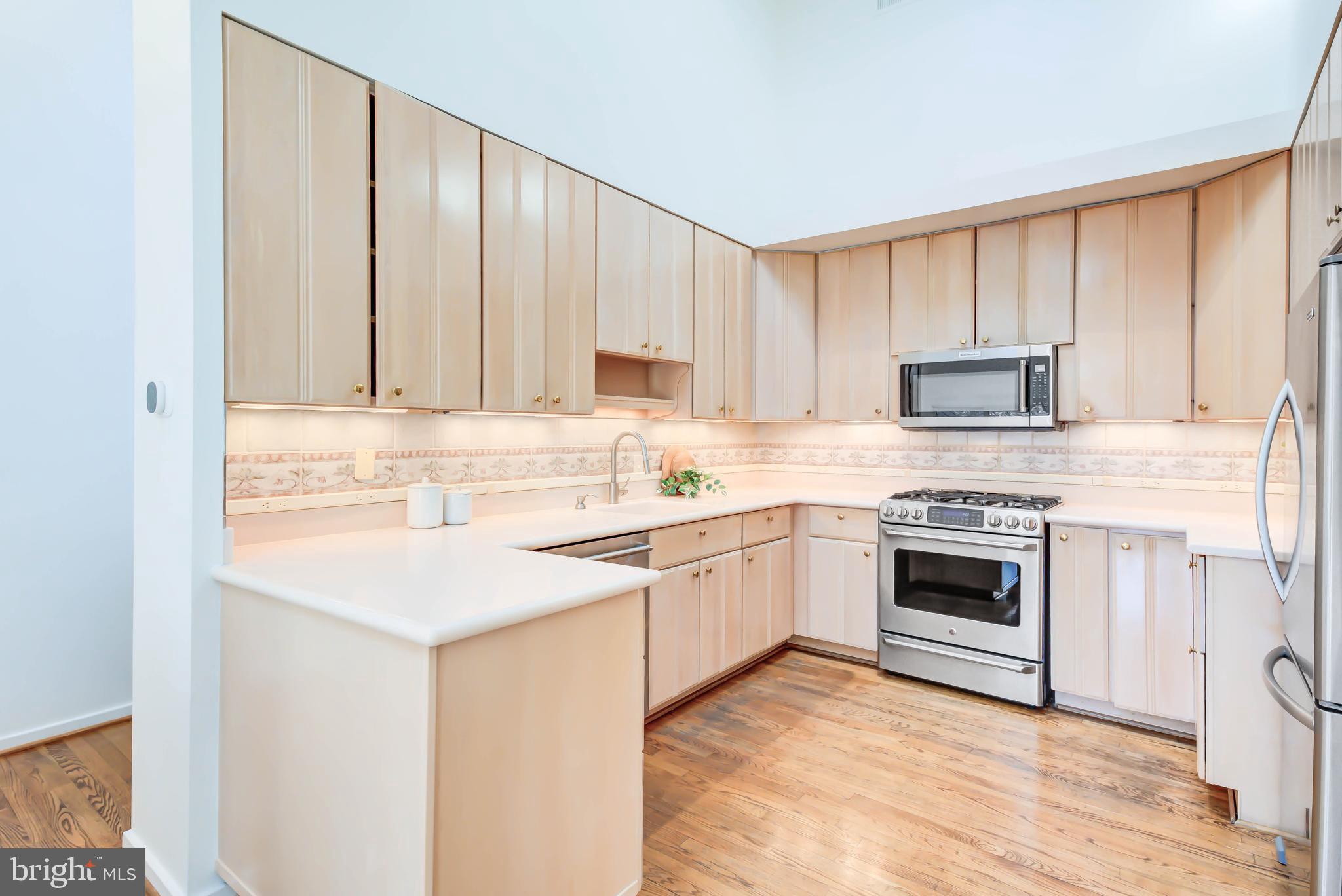 EAST GATE OF POTOMAC - Residential