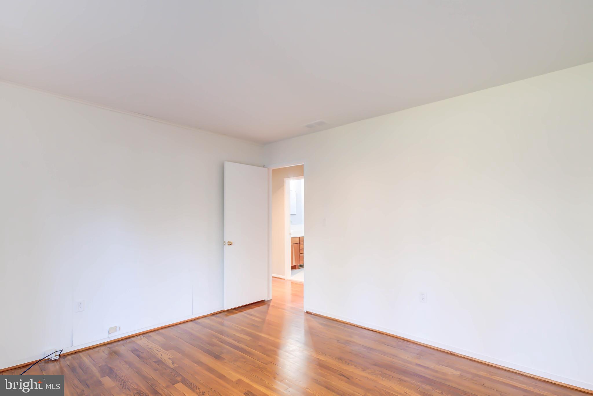 EAST GATE OF POTOMAC - Residential