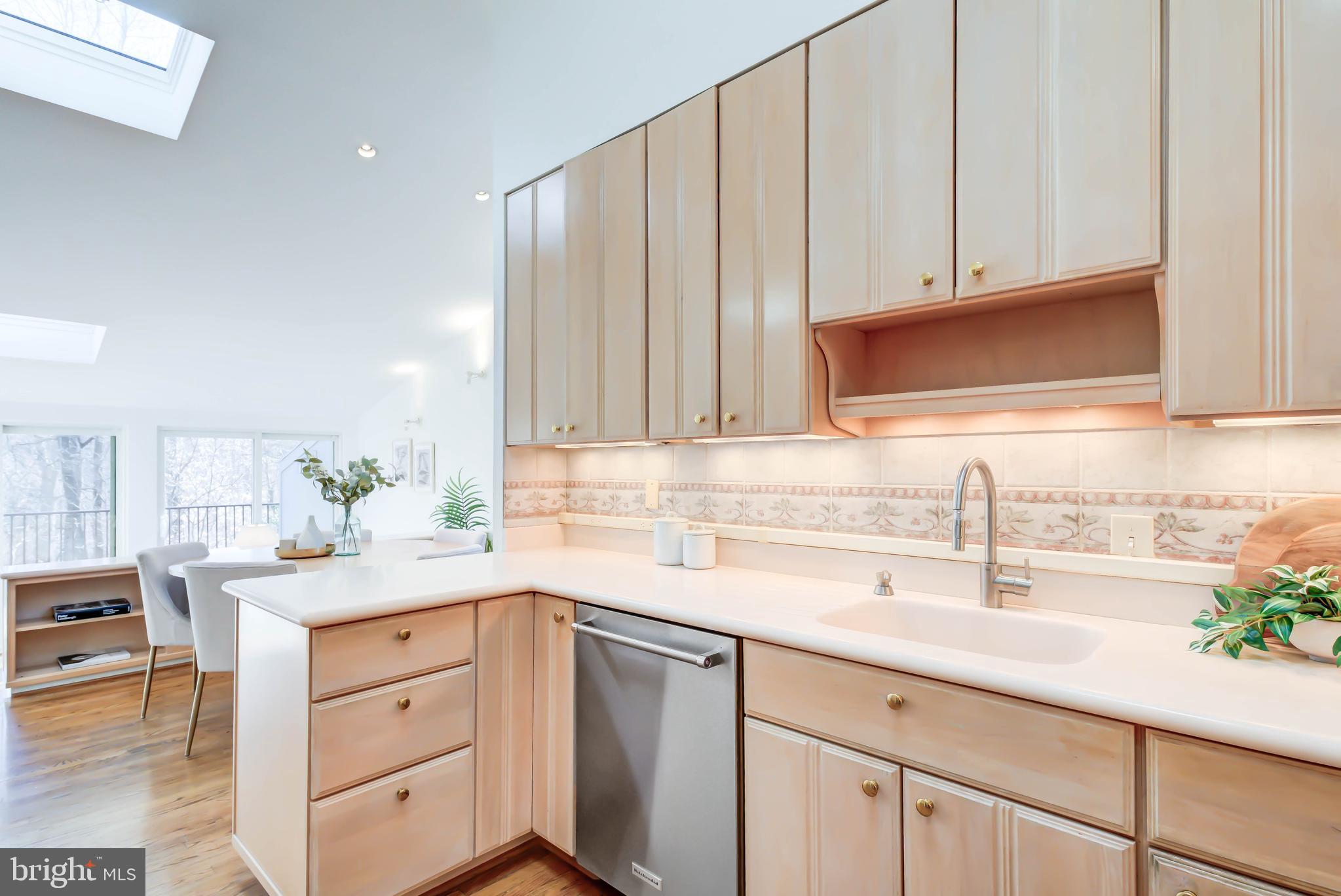 EAST GATE OF POTOMAC - Residential